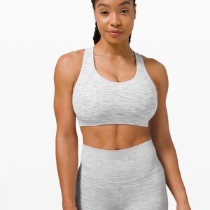 Lululemon Free to Be Serene Bra